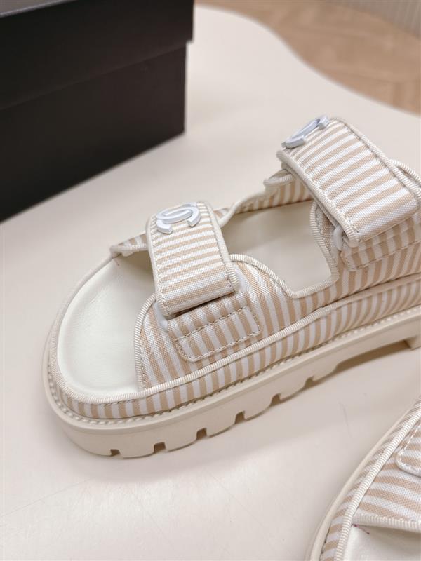 20251128184436551 280